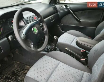 Серый Шкода Октавия, объемом двигателя 1.6 л и пробегом 279 тыс. км за 3500 $, фото 18 на Automoto.ua