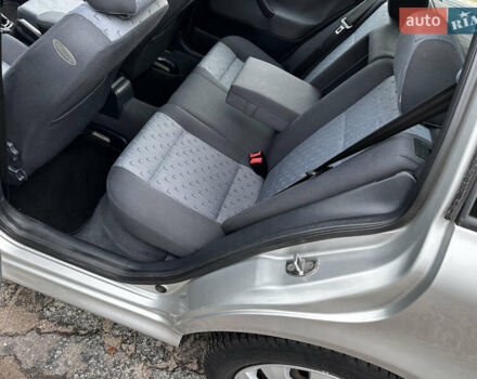 Серый Шкода Октавия, объемом двигателя 1.6 л и пробегом 206 тыс. км за 5500 $, фото 34 на Automoto.ua