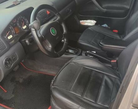 Серый Шкода Октавия, объемом двигателя 1.98 л и пробегом 269 тыс. км за 5600 $, фото 3 на Automoto.ua