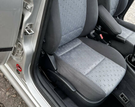 Серый Шкода Октавия, объемом двигателя 1.6 л и пробегом 206 тыс. км за 5500 $, фото 26 на Automoto.ua