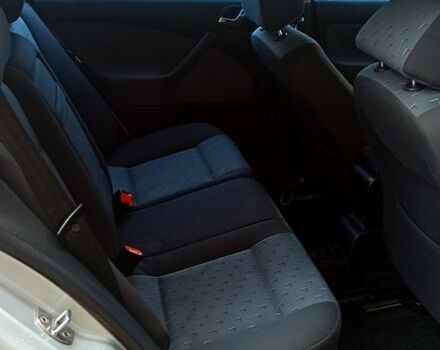 Сірий Шкода Октавія, об'ємом двигуна 1.6 л та пробігом 290 тис. км за 4800 $, фото 7 на Automoto.ua