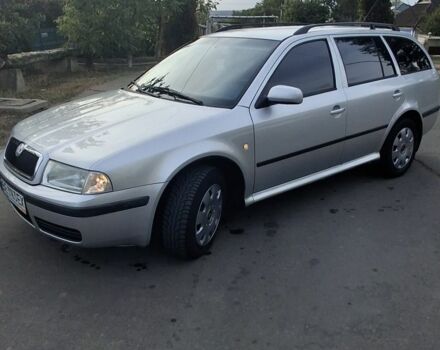 Сірий Шкода Октавія, об'ємом двигуна 1.8 л та пробігом 260 тис. км за 4500 $, фото 1 на Automoto.ua