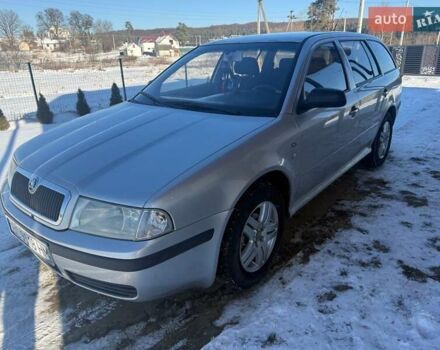 Серый Шкода Октавия, объемом двигателя 1.6 л и пробегом 149 тыс. км за 3200 $, фото 2 на Automoto.ua