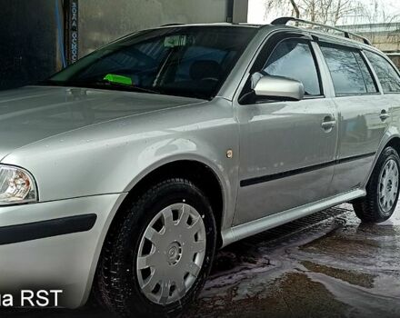 Сірий Шкода Октавія, об'ємом двигуна 1.6 л та пробігом 290 тис. км за 4800 $, фото 1 на Automoto.ua