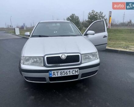 Серый Шкода Октавия, объемом двигателя 1.6 л и пробегом 300 тыс. км за 3350 $, фото 2 на Automoto.ua