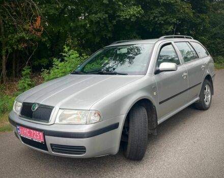 Серый Шкода Октавия, объемом двигателя 1 л и пробегом 253 тыс. км за 4401 $, фото 1 на Automoto.ua