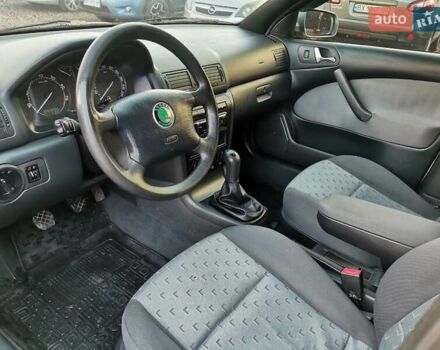 Серый Шкода Октавия, объемом двигателя 1.6 л и пробегом 236 тыс. км за 5300 $, фото 27 на Automoto.ua