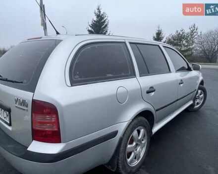 Серый Шкода Октавия, объемом двигателя 1.6 л и пробегом 300 тыс. км за 3350 $, фото 6 на Automoto.ua