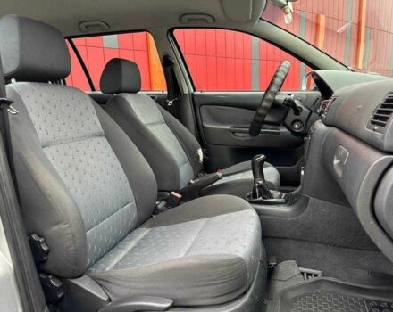 Серый Шкода Октавия, объемом двигателя 0 л и пробегом 347 тыс. км за 4690 $, фото 11 на Automoto.ua