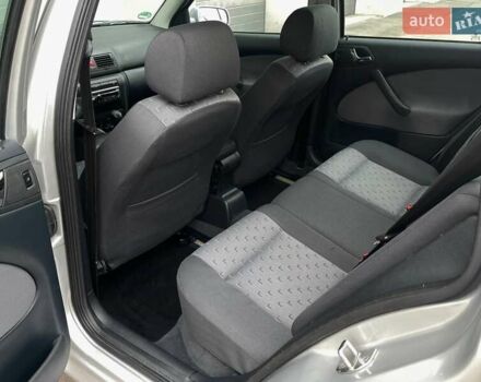 Серый Шкода Октавия, объемом двигателя 1.6 л и пробегом 174 тыс. км за 5399 $, фото 45 на Automoto.ua