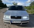 Серый Шкода Октавия, объемом двигателя 1.6 л и пробегом 402 тыс. км за 3700 $, фото 1 на Automoto.ua