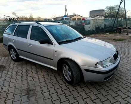 Серый Шкода Октавия, объемом двигателя 2 л и пробегом 250 тыс. км за 3000 $, фото 1 на Automoto.ua