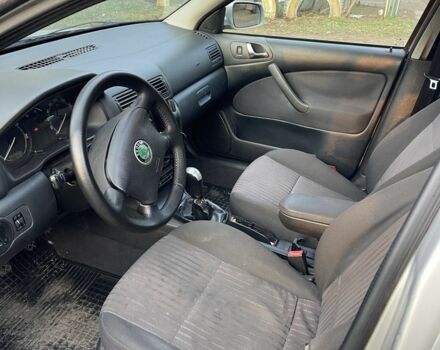 Серый Шкода Октавия, объемом двигателя 1.9 л и пробегом 342 тыс. км за 2350 $, фото 6 на Automoto.ua