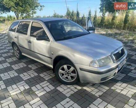 Сірий Шкода Октавія, об'ємом двигуна 1.6 л та пробігом 300 тис. км за 2750 $, фото 3 на Automoto.ua