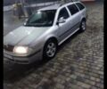 Серый Шкода Октавия, объемом двигателя 1.6 л и пробегом 235 тыс. км за 4500 $, фото 2 на Automoto.ua