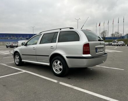 Серый Шкода Октавия, объемом двигателя 1.6 л и пробегом 236 тыс. км за 4300 $, фото 3 на Automoto.ua