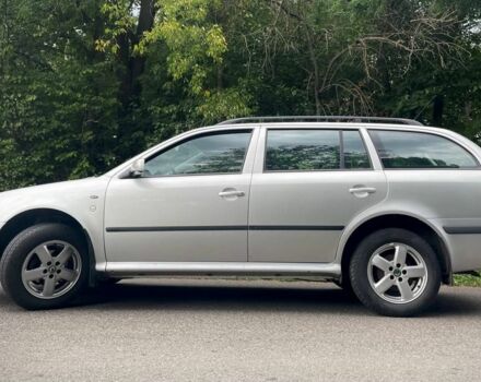 Серый Шкода Октавия, объемом двигателя 1 л и пробегом 253 тыс. км за 4401 $, фото 4 на Automoto.ua