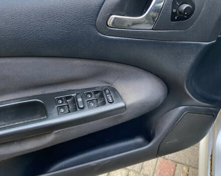 Серый Шкода Октавия, объемом двигателя 1.9 л и пробегом 229 тыс. км за 3000 $, фото 8 на Automoto.ua