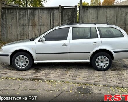 Серый Шкода Октавия, объемом двигателя 2 л и пробегом 265 тыс. км за 3900 $, фото 2 на Automoto.ua