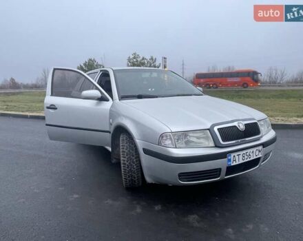 Серый Шкода Октавия, объемом двигателя 1.6 л и пробегом 300 тыс. км за 3350 $, фото 1 на Automoto.ua