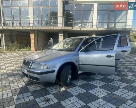 Сірий Шкода Октавія, об'ємом двигуна 1.6 л та пробігом 300 тис. км за 2750 $, фото 1 на Automoto.ua