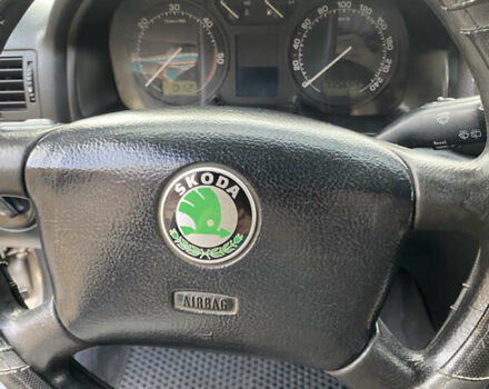 Серый Шкода Октавия, объемом двигателя 1.9 л и пробегом 229 тыс. км за 3000 $, фото 3 на Automoto.ua