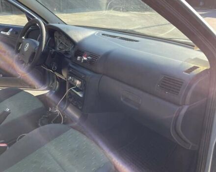 Серый Шкода Октавия, объемом двигателя 1.6 л и пробегом 270 тыс. км за 3700 $, фото 4 на Automoto.ua