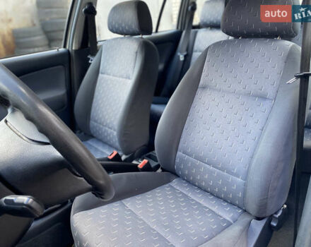 Серый Шкода Октавия, объемом двигателя 1.6 л и пробегом 232 тыс. км за 4250 $, фото 22 на Automoto.ua