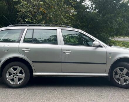 Серый Шкода Октавия, объемом двигателя 1 л и пробегом 253 тыс. км за 4401 $, фото 3 на Automoto.ua