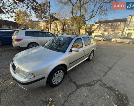 Серый Шкода Октавия, объемом двигателя 1.9 л и пробегом 375 тыс. км за 6500 $, фото 1 на Automoto.ua