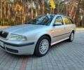 Серый Шкода Октавия, объемом двигателя 1.6 л и пробегом 240 тыс. км за 3950 $, фото 1 на Automoto.ua