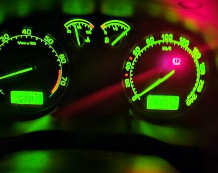 Серый Шкода Октавия, объемом двигателя 2 л и пробегом 221 тыс. км за 4500 $, фото 6 на Automoto.ua