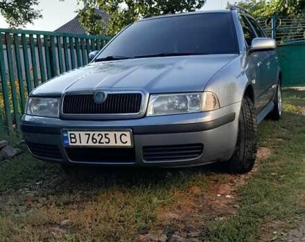 Серый Шкода Октавия, объемом двигателя 1.6 л и пробегом 210 тыс. км за 4900 $, фото 2 на Automoto.ua