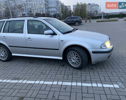 Серый Шкода Октавия, объемом двигателя 1.8 л и пробегом 320 тыс. км за 4999 $, фото 7 на Automoto.ua