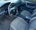Серый Шкода Октавия, объемом двигателя 1.6 л и пробегом 320 тыс. км за 4000 $, фото 1 на Automoto.ua