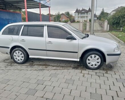 Серый Шкода Октавия, объемом двигателя 1.6 л и пробегом 200 тыс. км за 3500 $, фото 3 на Automoto.ua