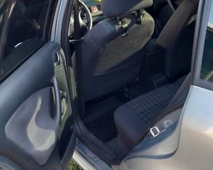 Серый Шкода Октавия, объемом двигателя 1.6 л и пробегом 210 тыс. км за 4900 $, фото 6 на Automoto.ua