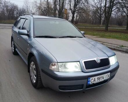 Серый Шкода Октавия, объемом двигателя 1.6 л и пробегом 273 тыс. км за 4900 $, фото 3 на Automoto.ua
