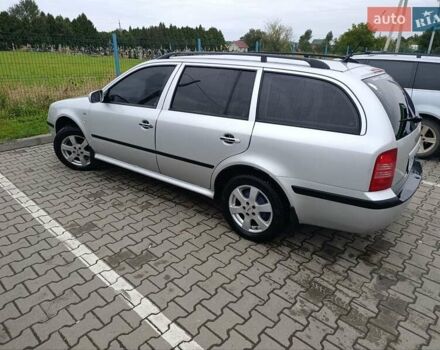 Шкода Октавія 2003 у Кельменцах на Automoto.ua Сірий Шкода Октавія, об'ємом двигуна 1.6 л та пробігом 211 тис. км за 4000 $, фото 5 на Automoto.ua