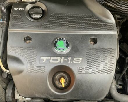 Серый Шкода Октавия, объемом двигателя 1.9 л и пробегом 325 тыс. км за 5300 $, фото 4 на Automoto.ua