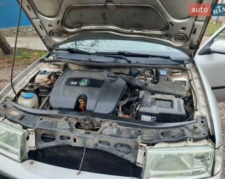 Сірий Шкода Октавія, об'ємом двигуна 1.6 л та пробігом 202 тис. км за 4850 $, фото 75 на Automoto.ua