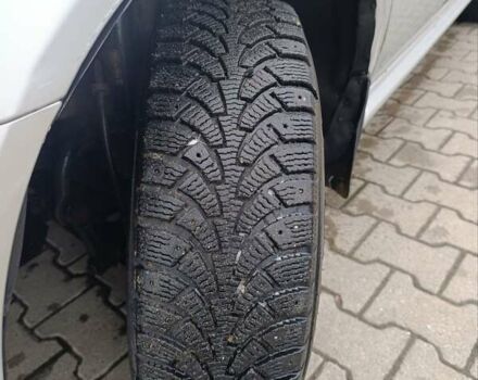 Шкода Октавія 2003 у Кельменцах на Automoto.ua Сірий Шкода Октавія, об'ємом двигуна 1.6 л та пробігом 211 тис. км за 4000 $, фото 2 на Automoto.ua