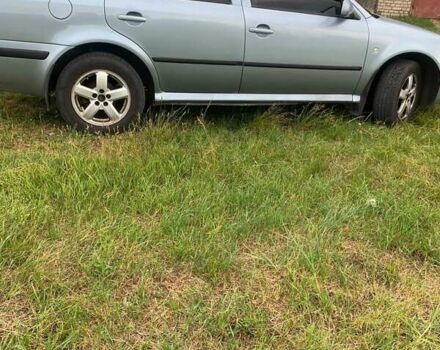 Сірий Шкода Октавія, об'ємом двигуна 1.98 л та пробігом 275 тис. км за 4200 $, фото 1 на Automoto.ua