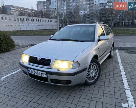 Серый Шкода Октавия, объемом двигателя 1.8 л и пробегом 320 тыс. км за 4999 $, фото 2 на Automoto.ua