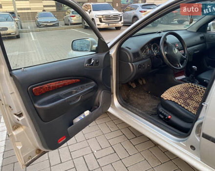 Серый Шкода Октавия, объемом двигателя 1.8 л и пробегом 320 тыс. км за 4999 $, фото 26 на Automoto.ua