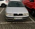 Серый Шкода Октавия, объемом двигателя 1.6 л и пробегом 243 тыс. км за 2500 $, фото 2 на Automoto.ua