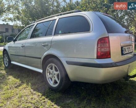 Серый Шкода Октавия, объемом двигателя 1.98 л и пробегом 365 тыс. км за 4400 $, фото 3 на Automoto.ua