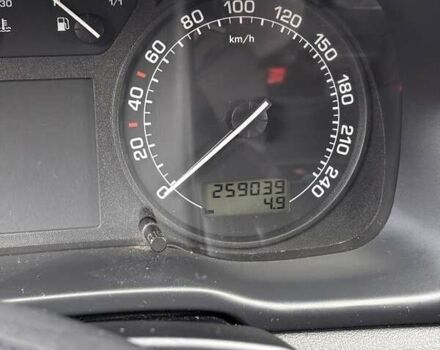 Сірий Шкода Октавія, об'ємом двигуна 1.6 л та пробігом 259 тис. км за 4000 $, фото 4 на Automoto.ua