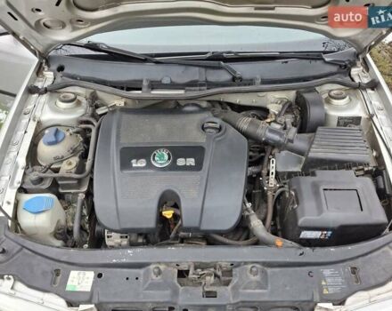 Серый Шкода Октавия, объемом двигателя 1.6 л и пробегом 248 тыс. км за 5400 $, фото 5 на Automoto.ua