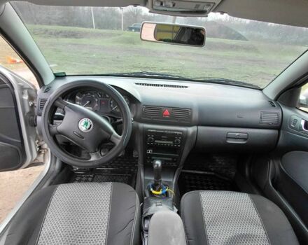 Сірий Шкода Октавія, об'ємом двигуна 2 л та пробігом 310 тис. км за 6200 $, фото 6 на Automoto.ua